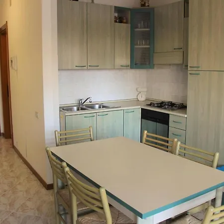 Apartment In 21786 *
