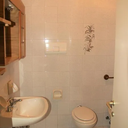 Apartment In 21786 *